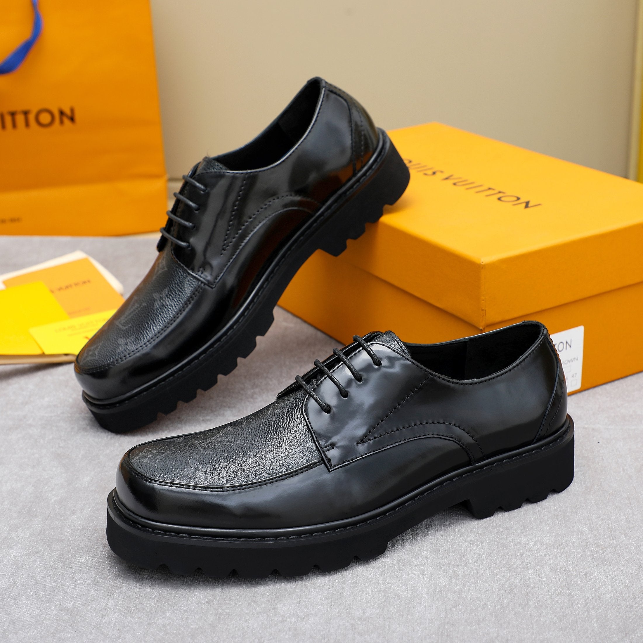 VV lace-up shoe 1826072205