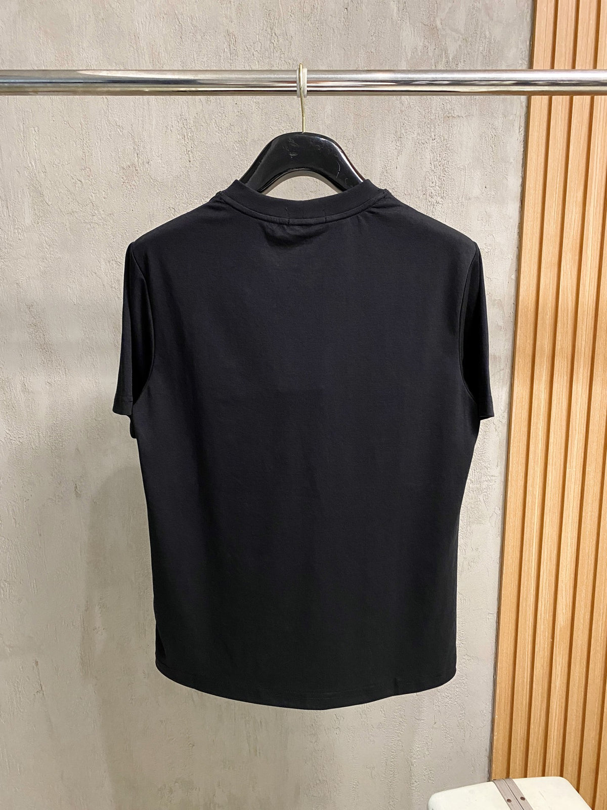 PR Neckline + Embroidered logo T-shirt 1826052701