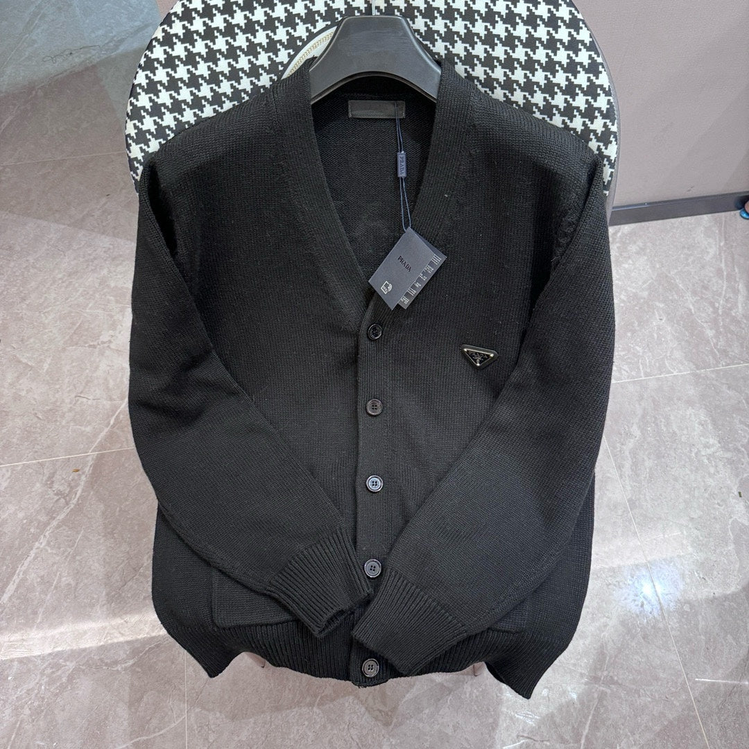 PR V-neck knitted cardigan 1824091806