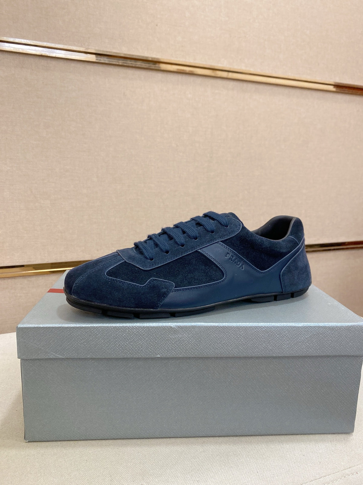 PR sneakers 1825052023