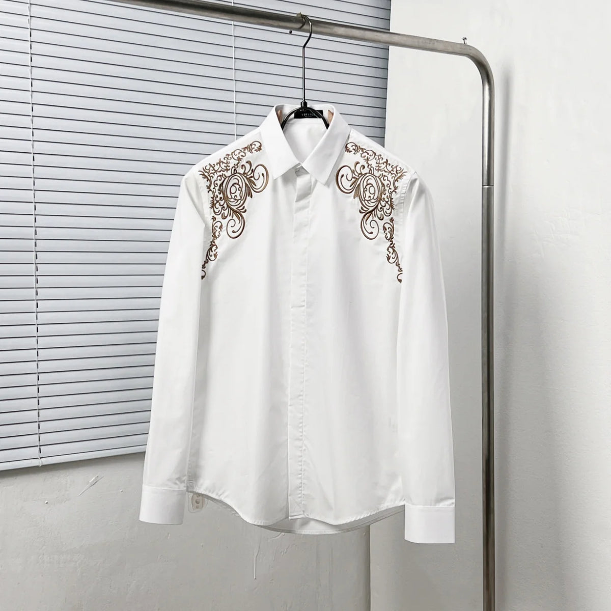 New style palace-style embroidered shirt 1426012202