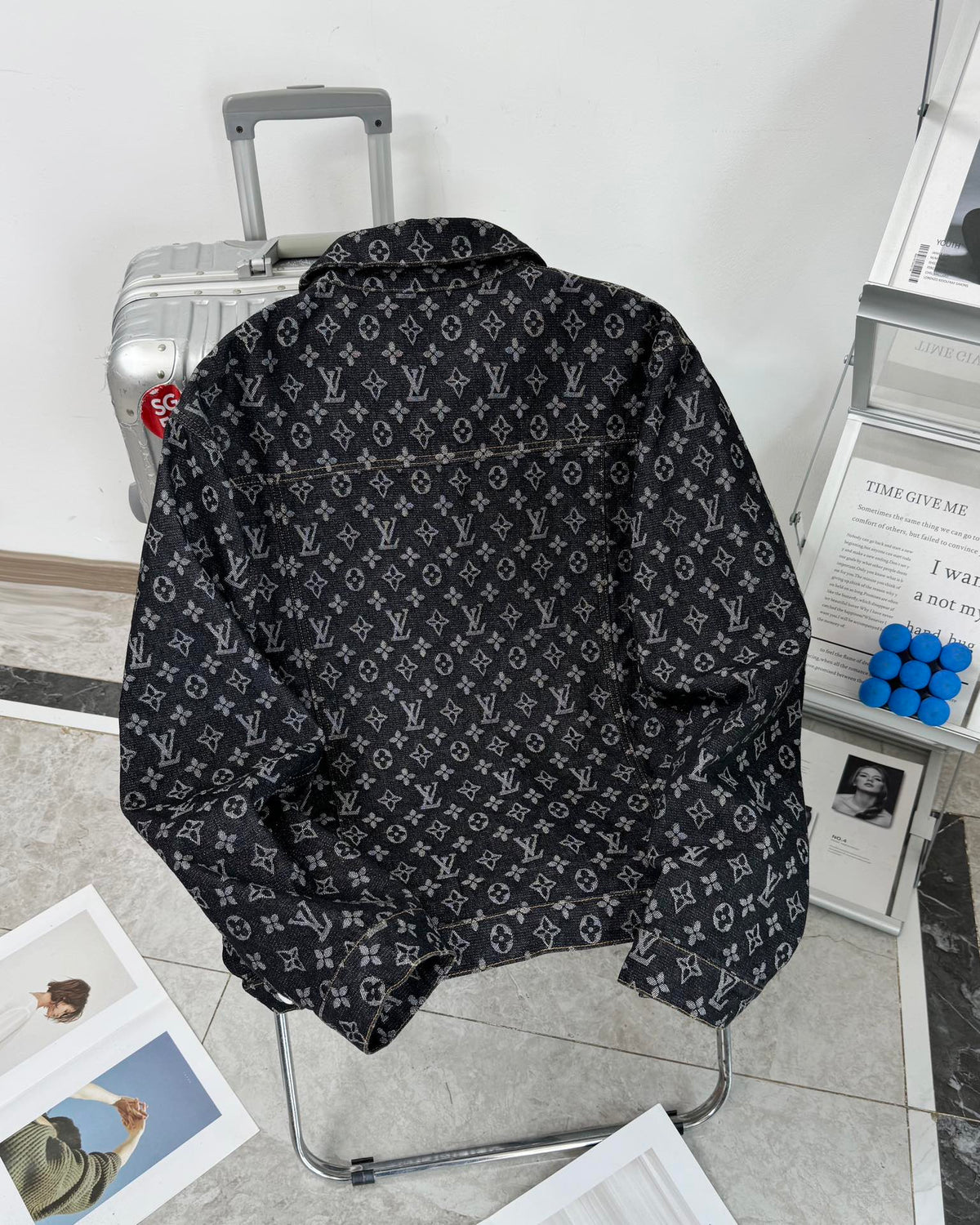 V classic printed denim jacket 1825090904
