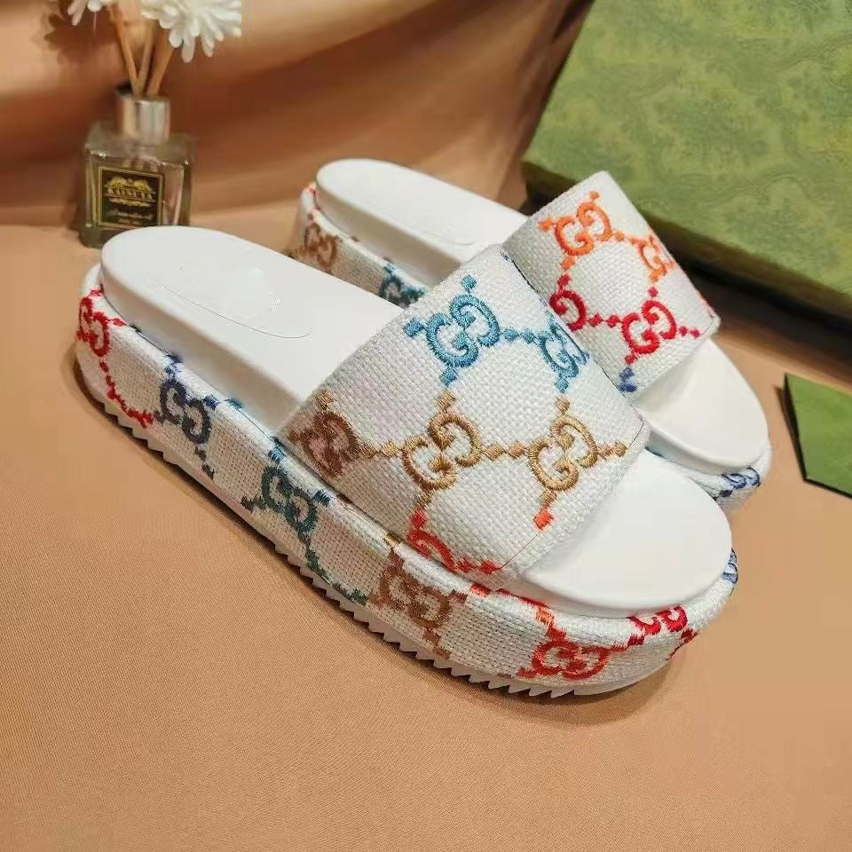 Fashionable and versatile trend sandals PF01060217