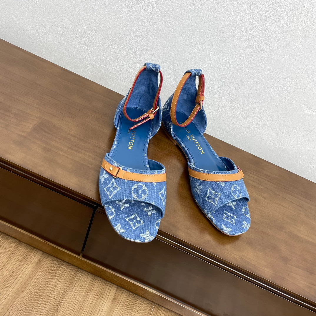 L 24 new arrival sandals 1824082906