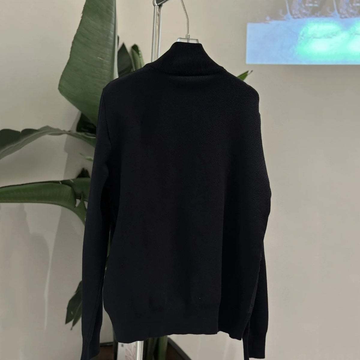 PR jacket 1824091111