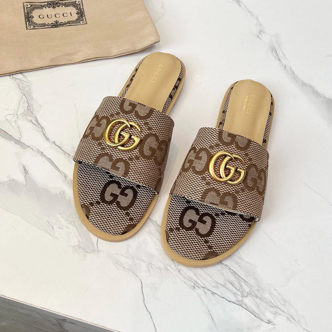 New fashion and versatile flip-flops 1025031908