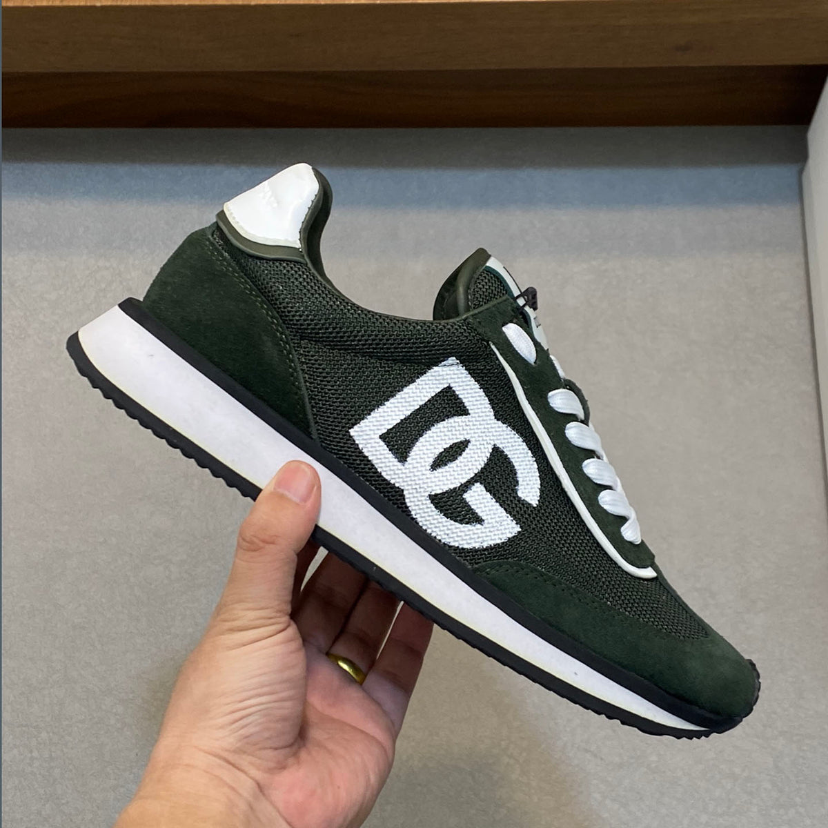 D&G New cowhide lining TPR elastic outsole sneakers XC24092813