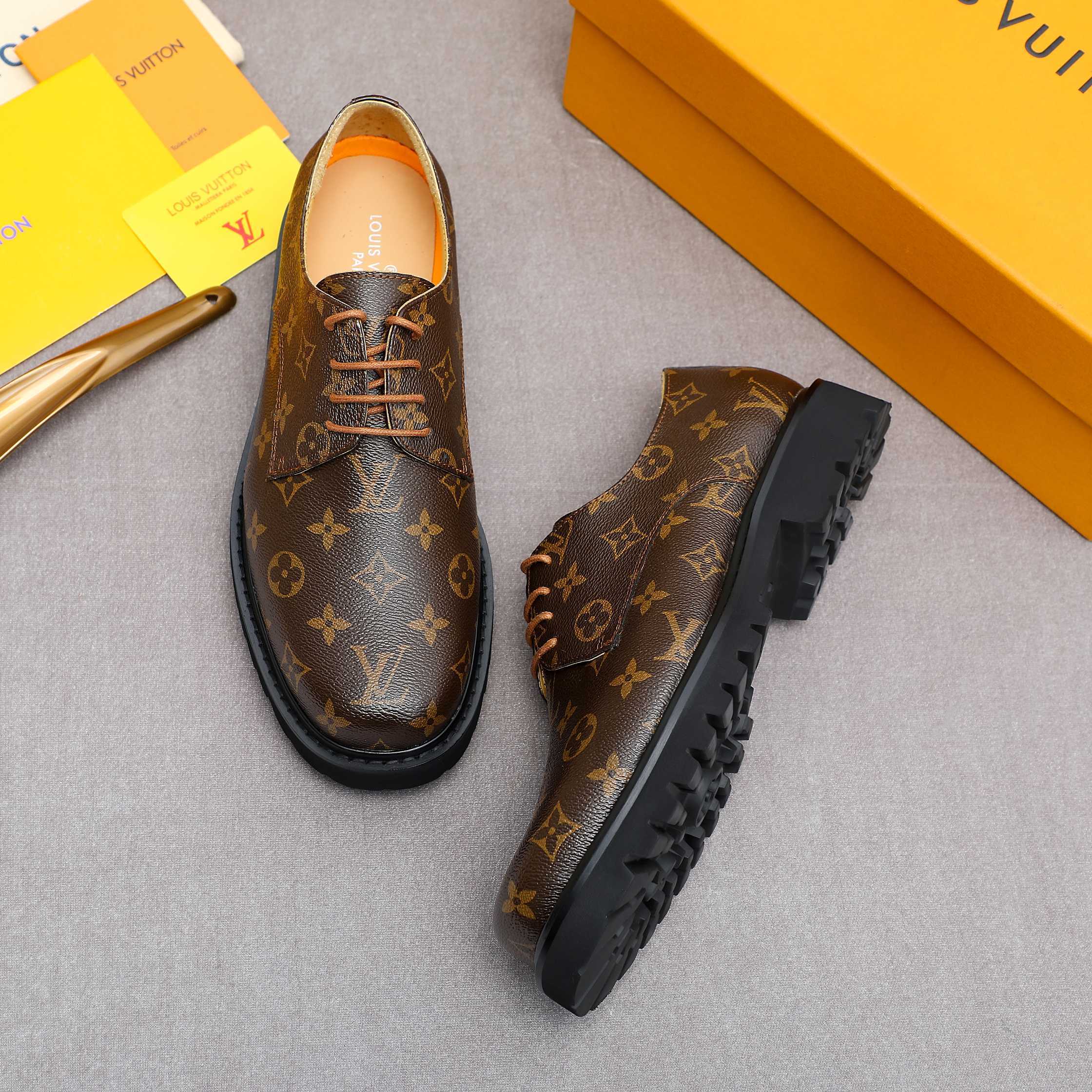 VV lace-up shoe 1826072204