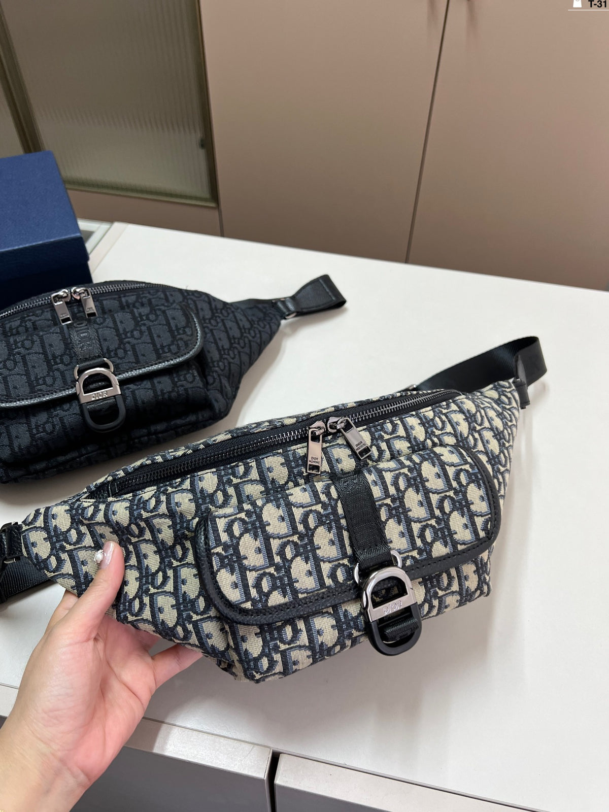 Oblique jacquard DD embroidery knitted waist bag chest bag 1825052323