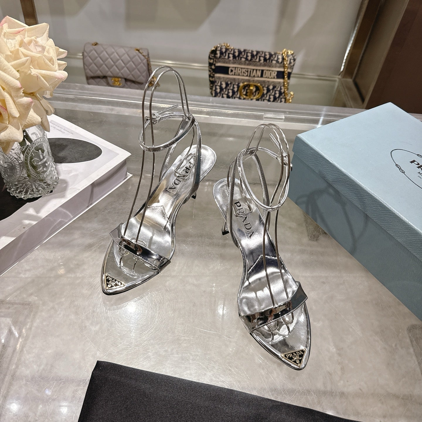 PR Metallic leather high-heeled sandals 1826060206