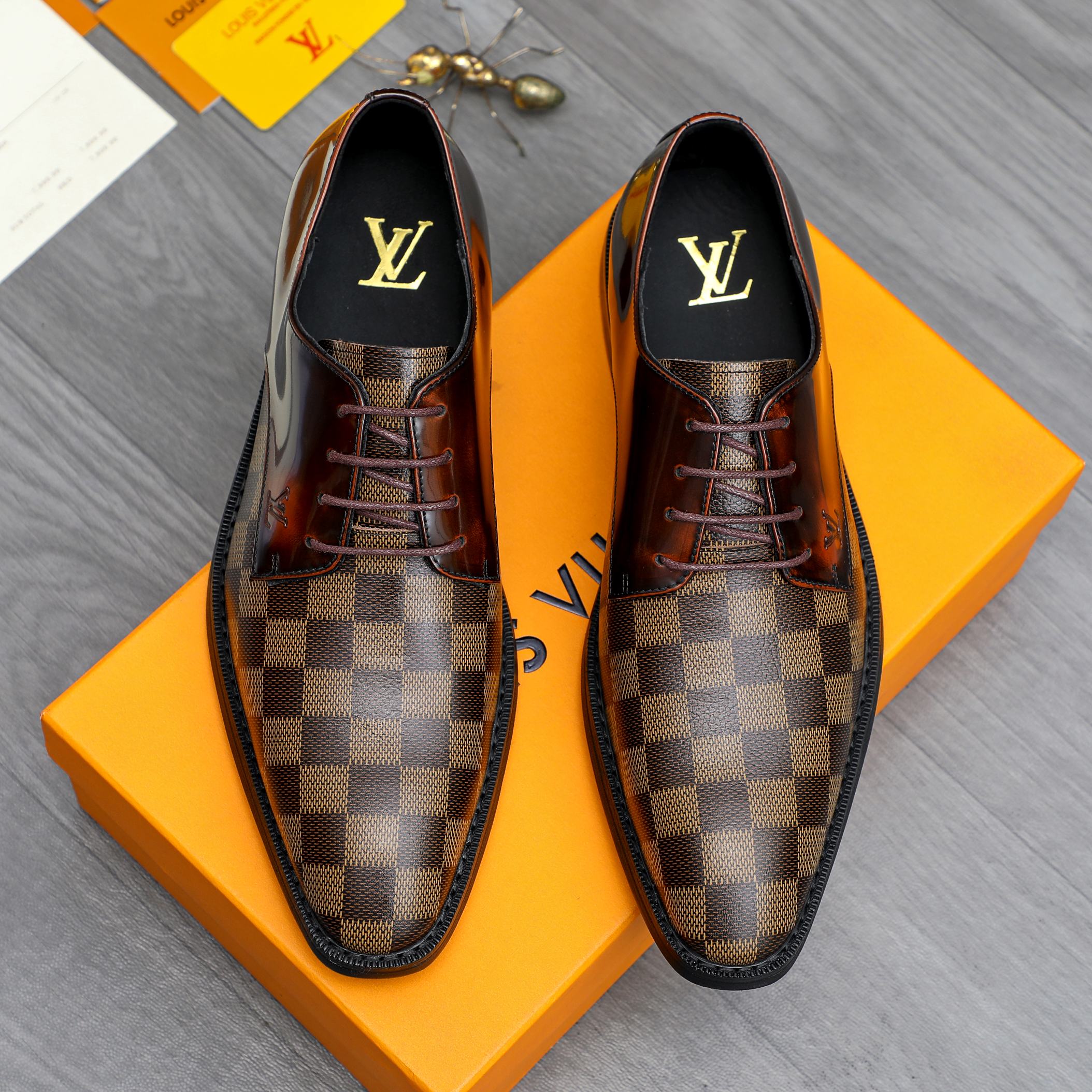 VV lace-up shoe 1826072207