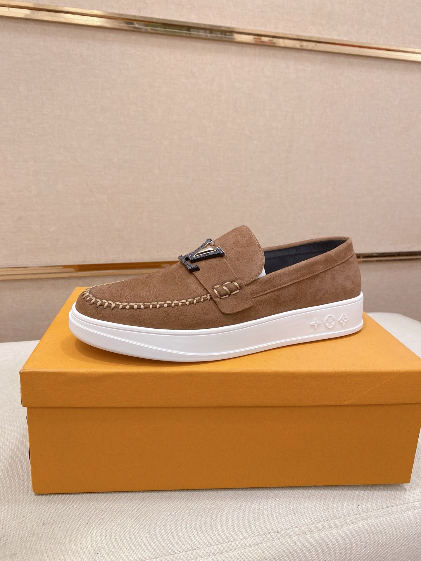 VV RESORT Loafers 1826050807