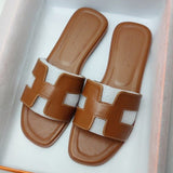 New stylish and minimalist sandals PD10041005