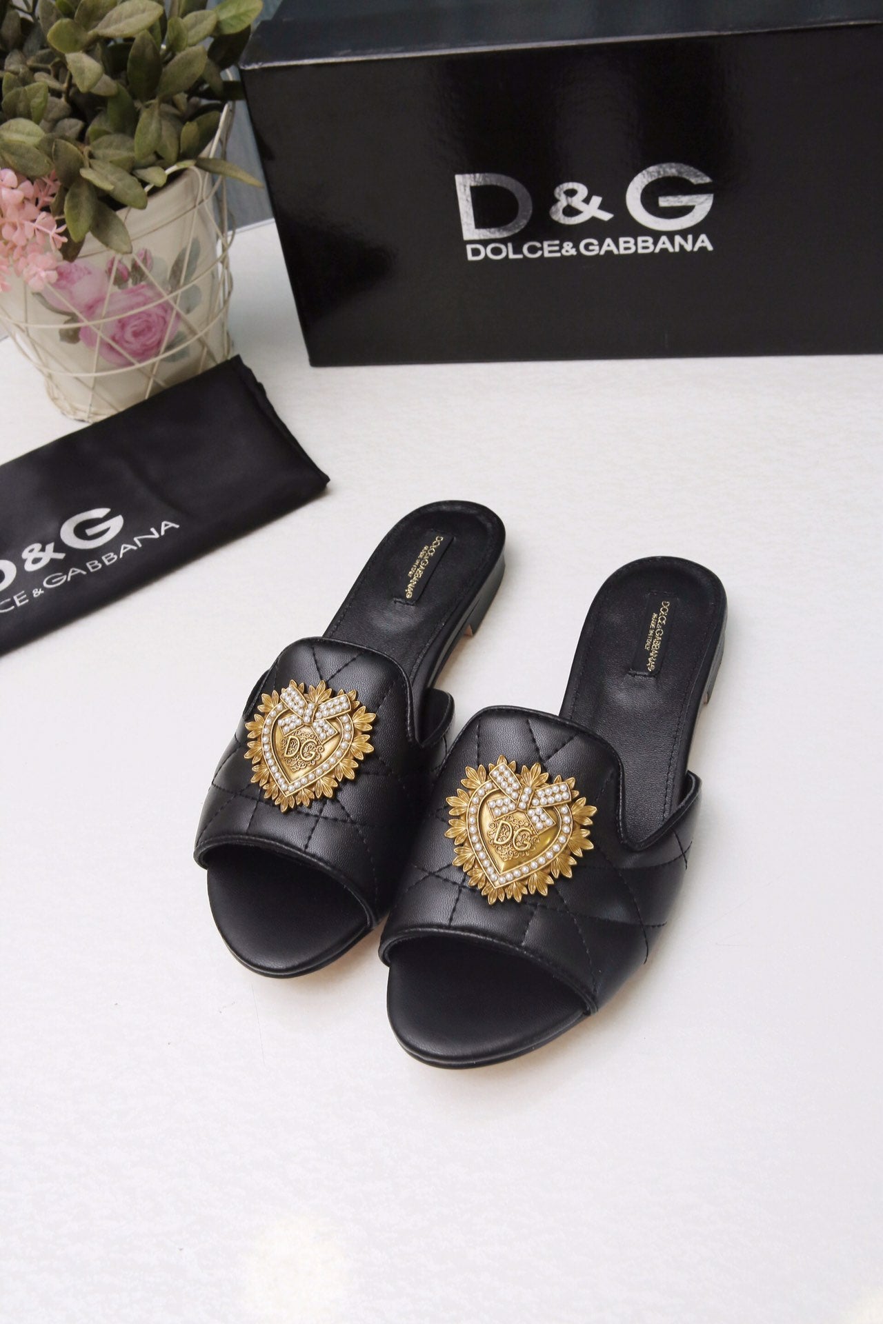 DG Slippers 1826032503