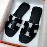 New stylish and minimalist sandals PD10041005