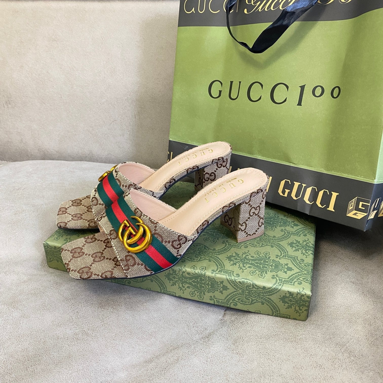 Chunky heel slippers XC0123072819