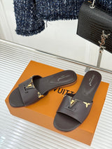 VV leather slippers 1826050821