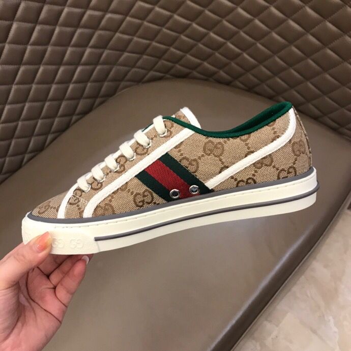 2G Low-top Brown Luxury Shoes Sneakers