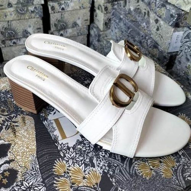 New fashion sandals PD1023072106