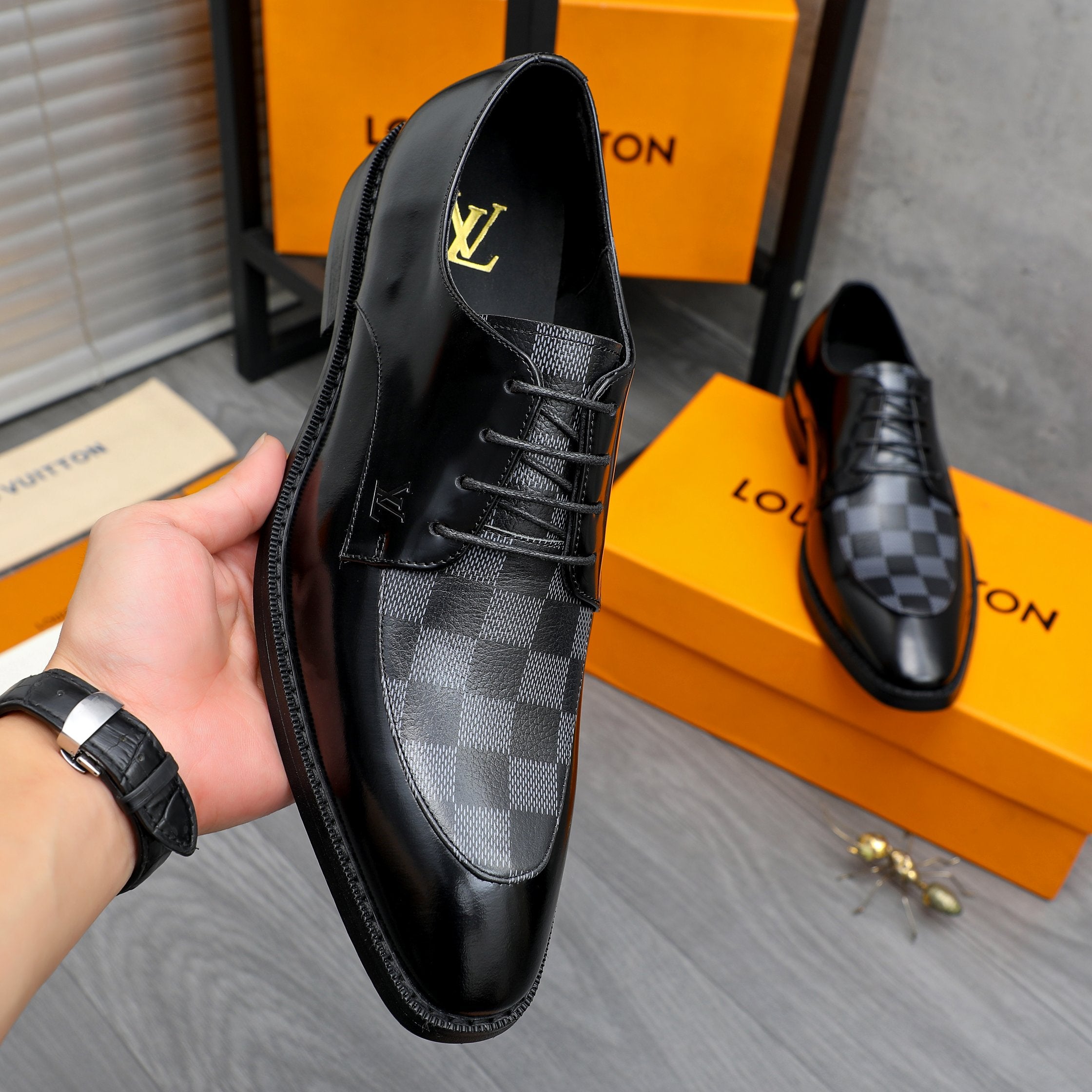 VV lace-up shoe 1826072206