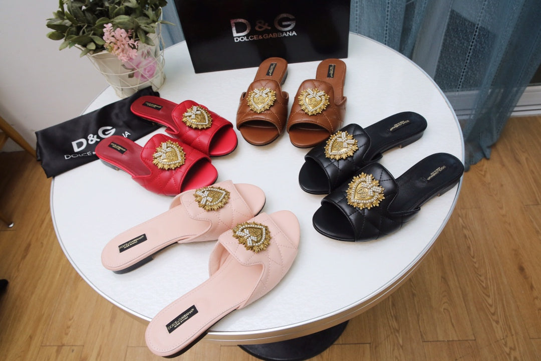 DG Slippers 1826032503