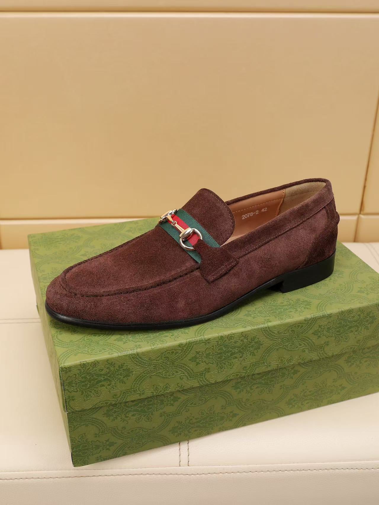 GUI Horsebit suede loafers 1825070203