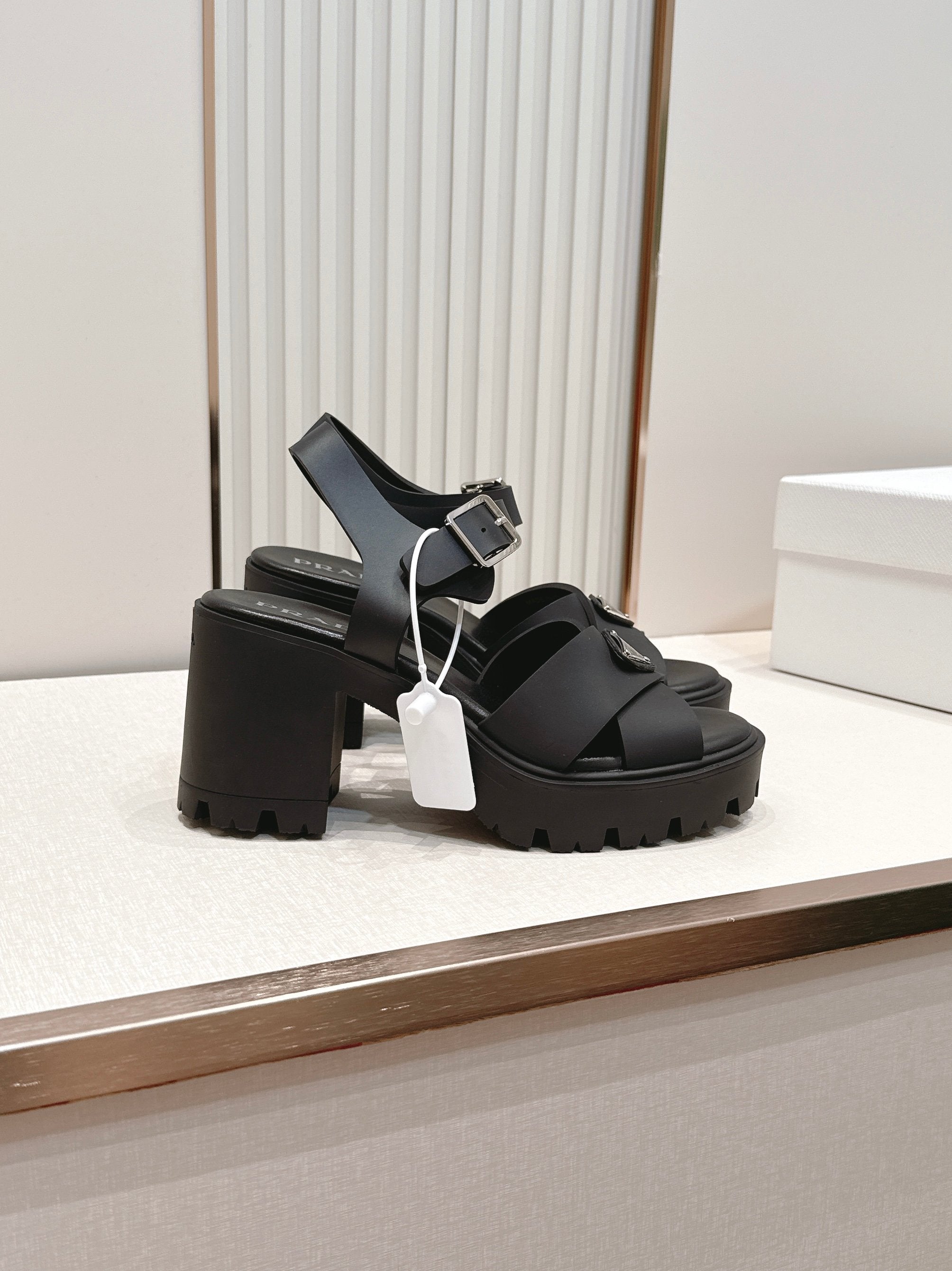 PD leather platform sandals 1826071302